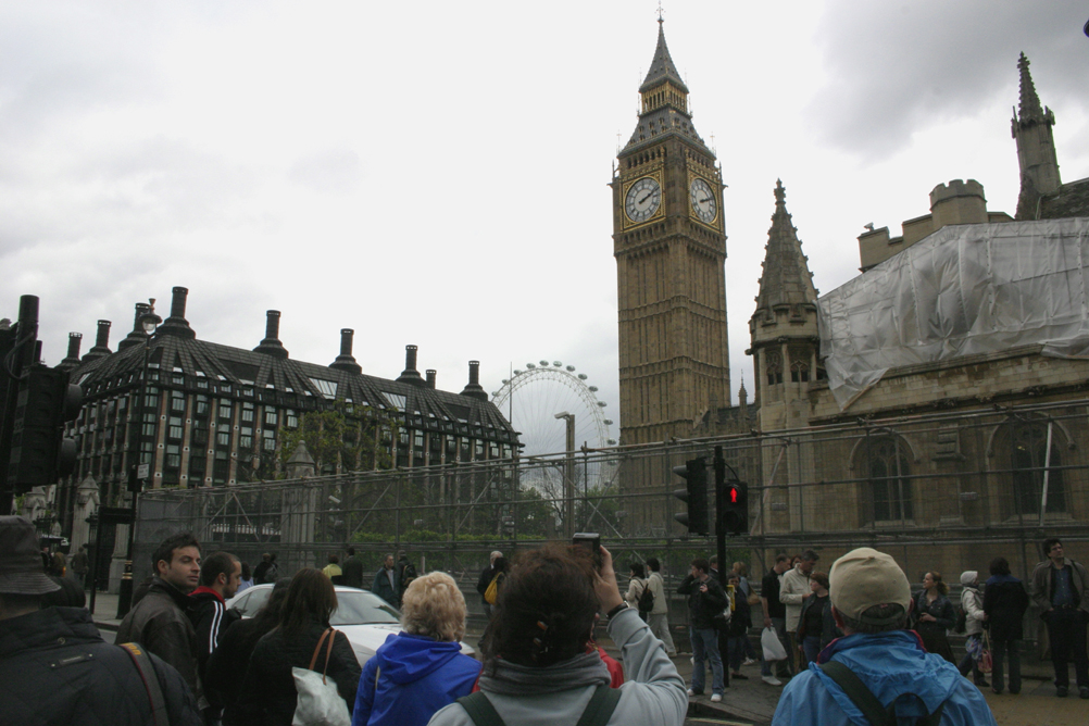 Big Ben with the London Eye in the background