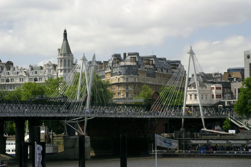 Hungerford Bridge